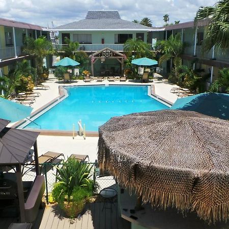 Island House Resort Hotel Сейнт Пийт Бийч Екстериор снимка