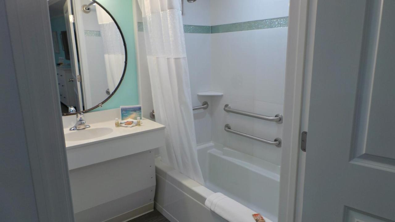 Island House Resort Hotel Сейнт Пийт Бийч Екстериор снимка