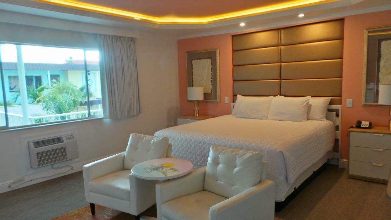 Island House Resort Hotel Сейнт Пийт Бийч Екстериор снимка